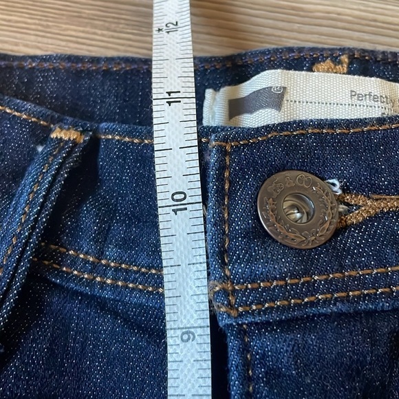 Levi's 512 Perfectly Slimming Bootcut Jeans Women's 8 Dark Wash Midrise Comfort - Picture 5 of 15